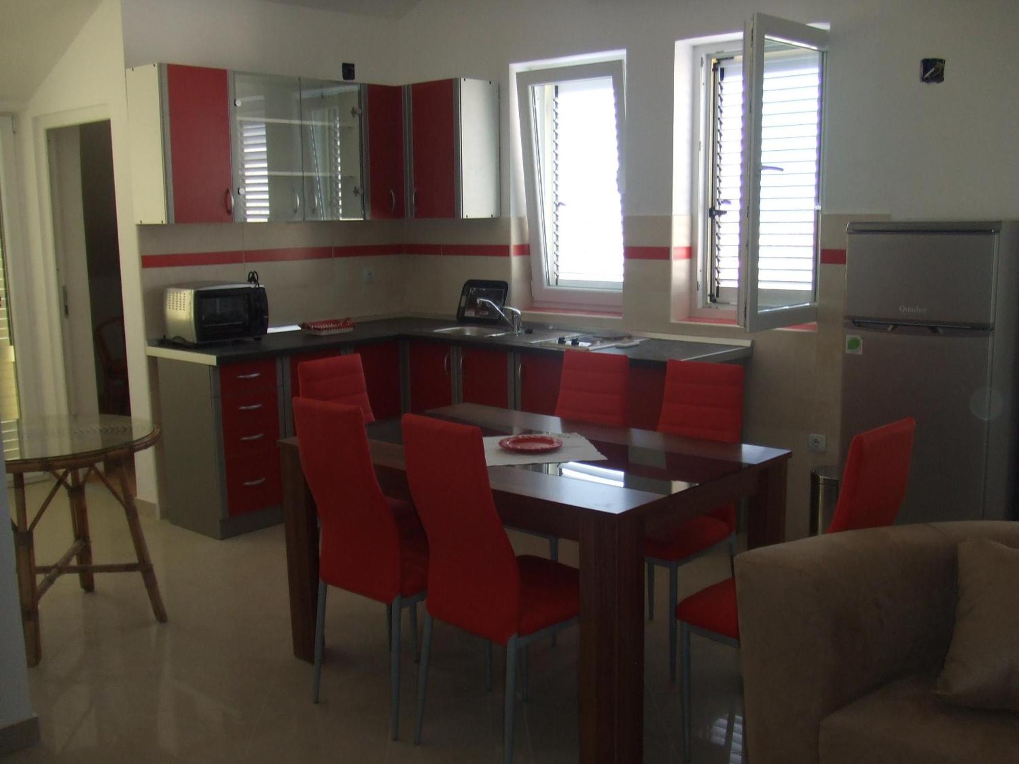 Apartments Diva Новаля Екстер'єр фото