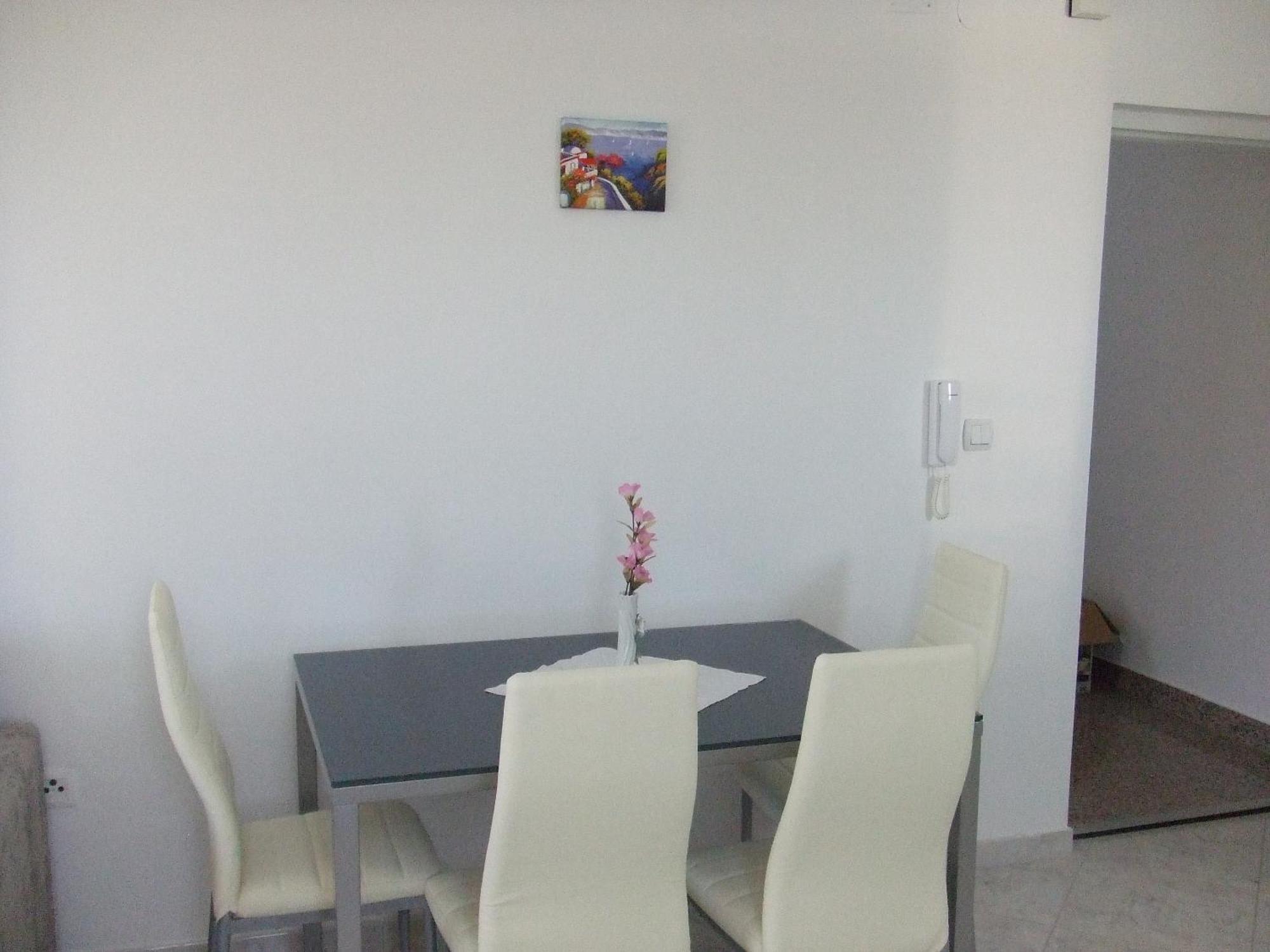 Apartments Diva Новаля Екстер'єр фото